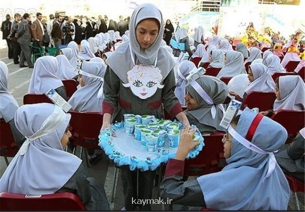 ۲ اولویت وزارت بهداشت برای عرضه شیر در مدارس