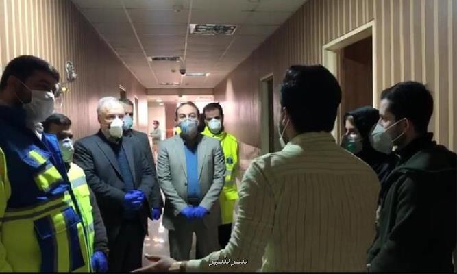 بازدید وزیر بهداشت از دانشجویان در قرنطینه كرونا بعلاوه عكس
