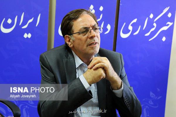 دولت با تست روزانه از شاغلین، ناقلان كرونا را شناسایی كند